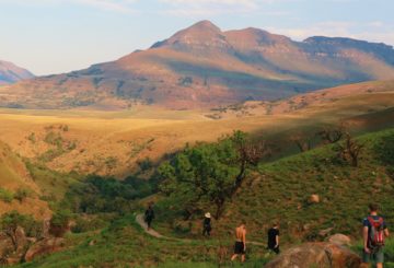 Kerkesin myös matkustella muiden harjoittelijoiden kanssa, muun muassa upeassa Drakensbergin vuoristossa. Kuva: Noora Kovalainen